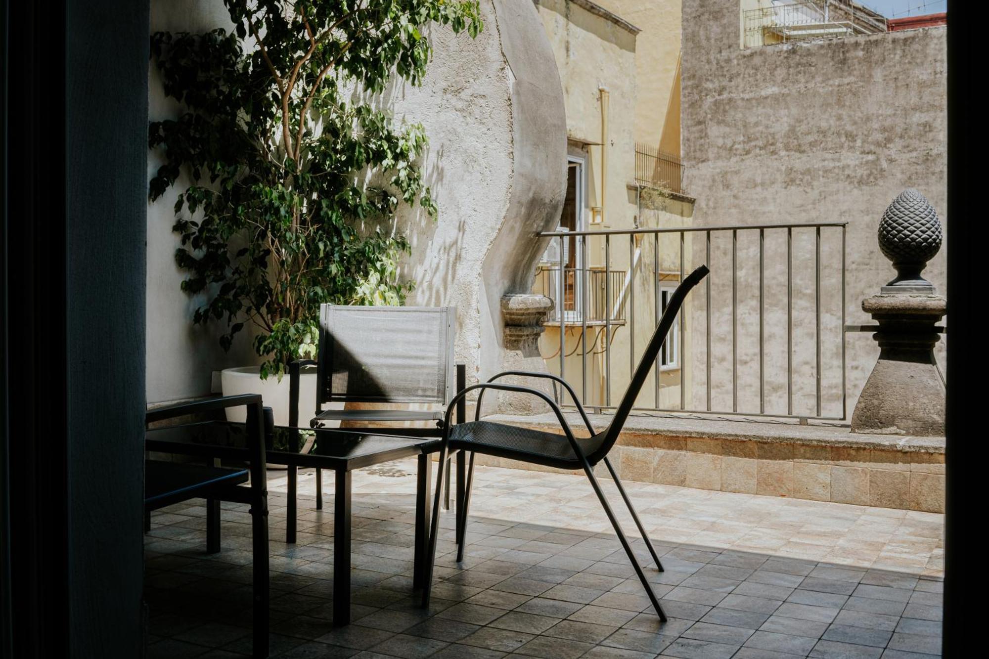 La Bella Vita Luxury Apartament And Travel Solution Naples Exterior photo